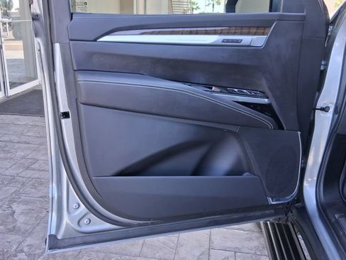 Used 2026 Cadillac Escalade Platinum Sport w/ LPO, Floor Liner Package RWD image 17