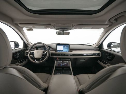 Used 2022 Lincoln Aviator Reserve w/ Equipment Group 201A image 15