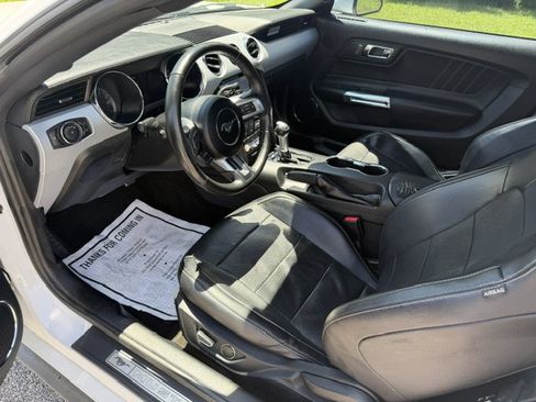 Used 2016 Ford Mustang Premium RWD image 11