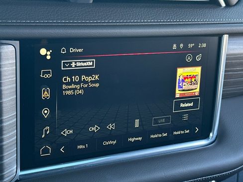 Used 2024 GMC Yukon Denali w/ Advanced Technology Package image 19