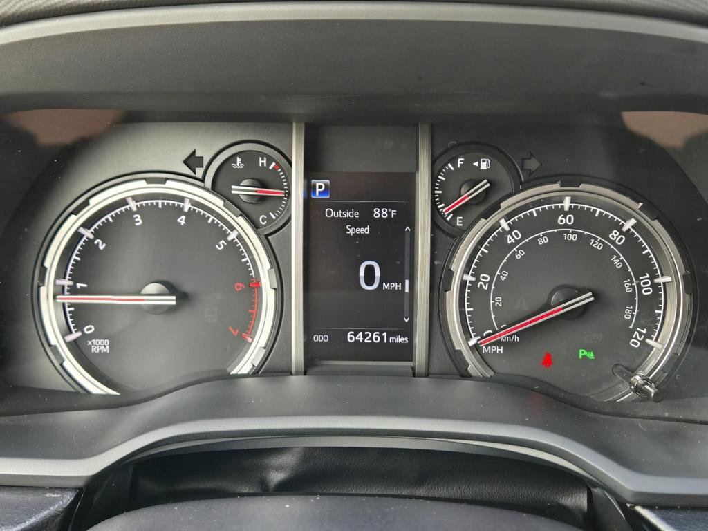 Used 2023 Toyota 4Runner Limited AWD/4WD image 25