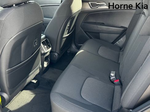New 2026 Kia Sportage S image 9