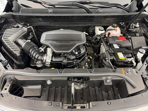 Certified 2023 GMC Acadia AT4 w/ Technology Package image 11