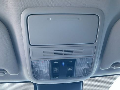 New 2026 Honda Odyssey EX-L image 19