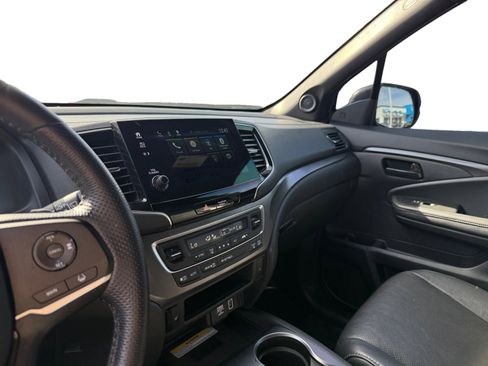 Certified 2023 Honda Passport EX-L image 12