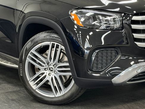 Certified 2025 Mercedes-Benz GLS 450 4MATIC image 4