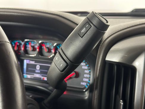 Used 2016 Chevrolet Silverado 1500 LTZ Z71 w/ LTZ Plus Package AWD/4WD image 18