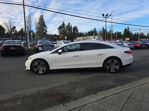 Used 2022 Mercedes-Benz EQS 450+ Sedan w/ Exclusive Trim Package image 6