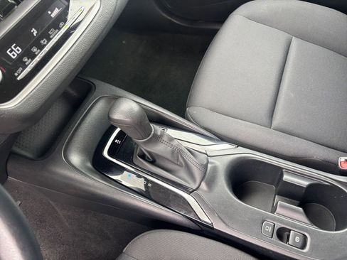 Used 2023 Toyota Corolla LE FWD image 39