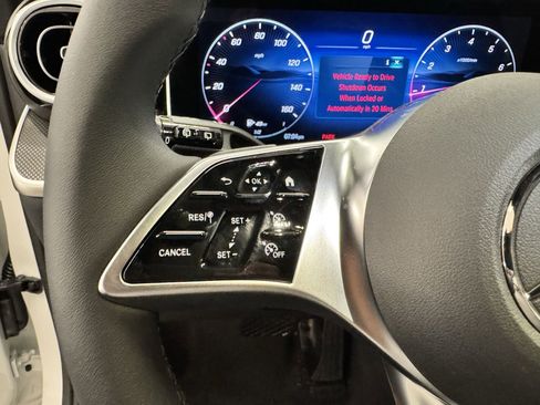 Certified 2025 Mercedes-Benz GLC 300 image 12