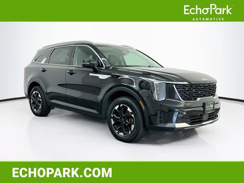 Used 2024 Kia Sorento S AWD/4WD image 1