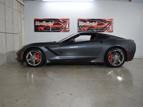Used 2014 Chevrolet Corvette Stingray w/ 2LT Preferred Equipment Group image 25