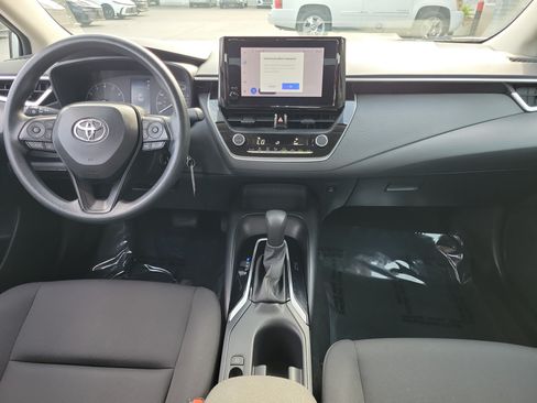 Used 2024 Toyota Corolla LE FWD image 9