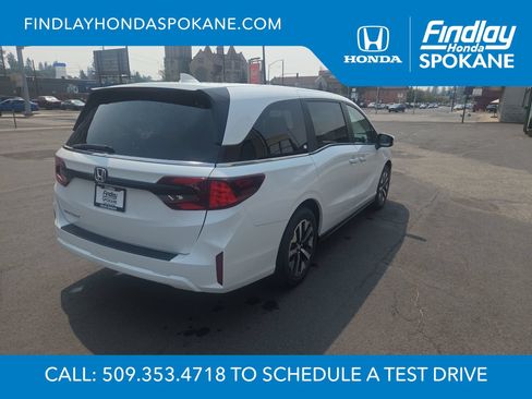 Used 2026 Honda Odyssey EX-L image 5