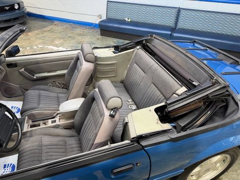 Used 1992 Ford Mustang LX RWD image 26