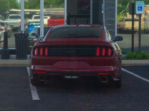 Used 2015 Ford Mustang GT Premium RWD image 3