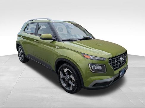 Certified 2023 Hyundai Venue SEL w/ Cargo Package FWD image 11