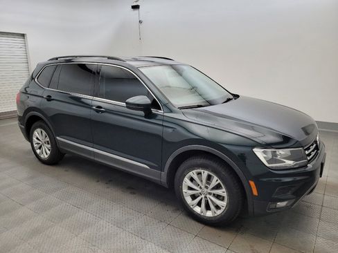Used 2018 Volkswagen Tiguan SE w/ Front Fog Lights Package FWD image 11