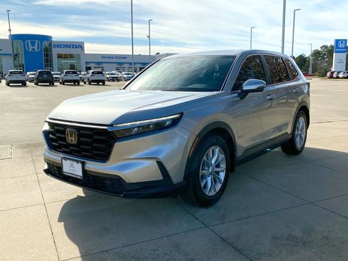 Used 2025 Honda CR-V EX image 3