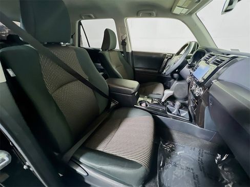 Certified 2024 Toyota 4Runner TRD Off-Road image 25