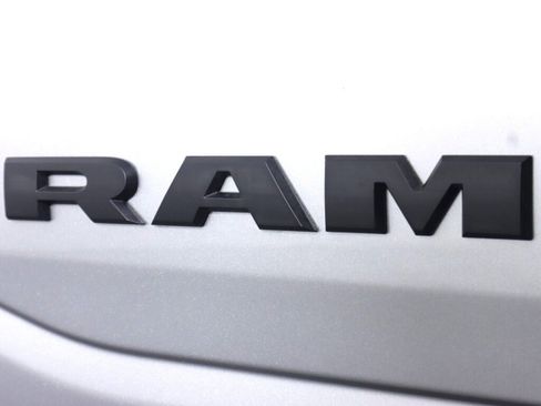 Used 2024 RAM 1500 Big Horn image 39