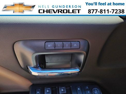 Used 2018 GMC Sierra 1500 Denali w/ Denali Ultimate Package AWD/4WD image 18