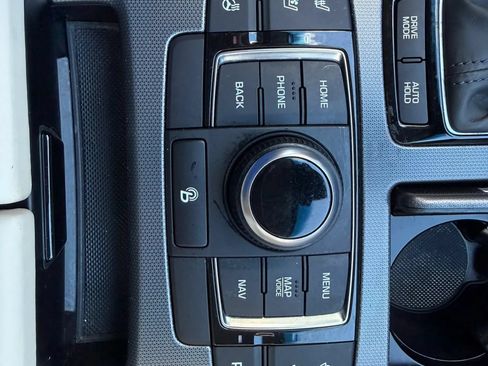 Used 2016 Hyundai Genesis 3.8 w/ Option Group 04 AWD/4WD image 33