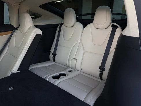 Used 2018 Tesla Model X 75D AWD/4WD image 18