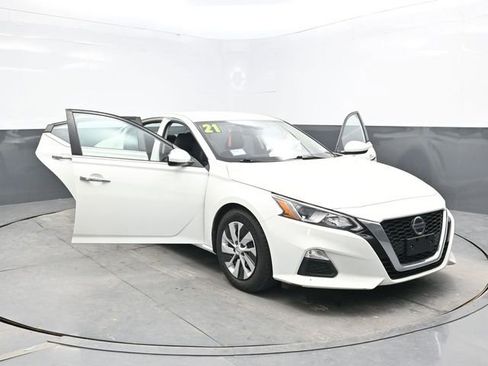 Used 2021 Nissan Altima 2.5 S FWD image 36