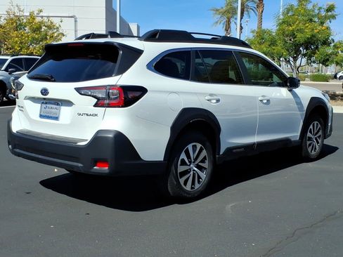 Certified 2025 Subaru Outback Premium w/ Popular Package #1A image 7