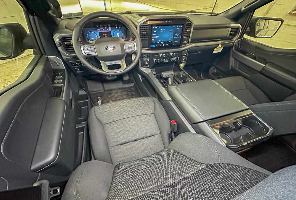New 2026 Ford F150 XLT w/ FX4 Off-Road Package AWD/4WD image 9