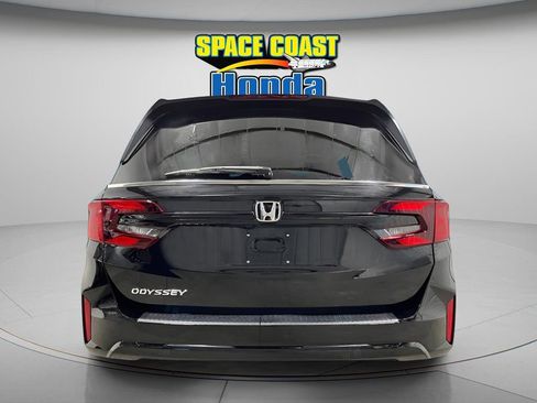 New 2026 Honda Odyssey EX-L image 6
