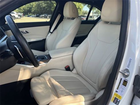 Used 2021 BMW 330e w/ Convenience Package image 28