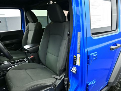 Used 2021 Jeep Wrangler Unlimited Sport image 11