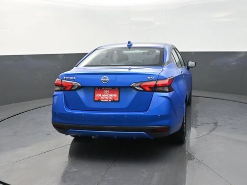 Used 2024 Nissan Versa SV FWD image 7