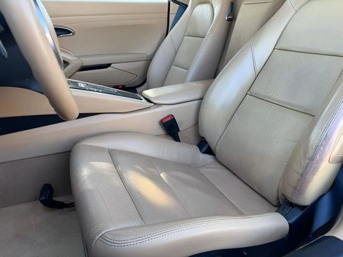 Used 2014 Porsche Cayman image 17