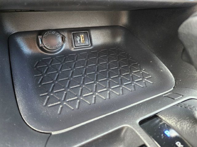 Used 2025 Toyota RAV4 XLE w/ Convenience Package AWD/4WD image 34