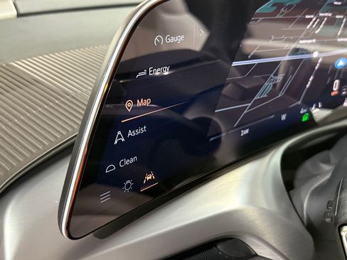 New 2026 Cadillac Vistiq Luxury AWD/4WD image 28