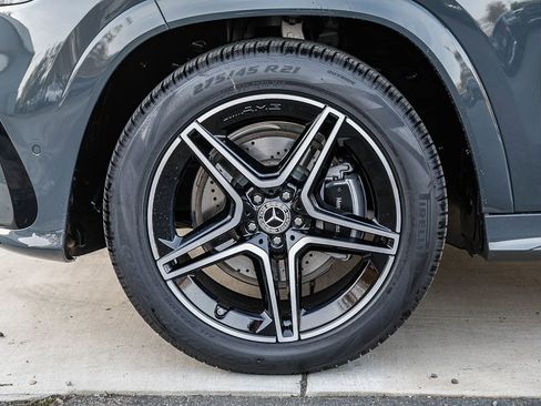 New 2026 Mercedes-Benz GLS 450 4MATIC image 9