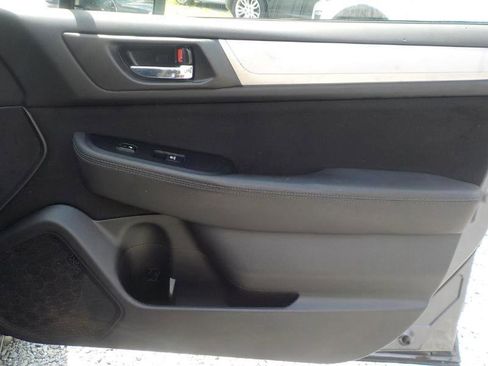 Used 2016 Subaru Outback 2.5i Premium image 30
