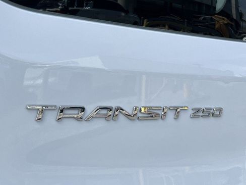 Used 2024 Ford Transit 250 Low Roof w/ Exterior Upgrade Package image 28