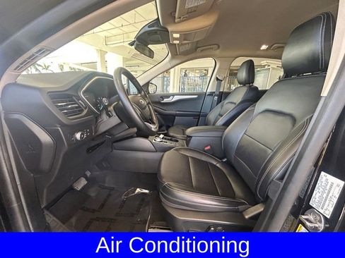 Certified 2020 Ford Escape SEL image 10