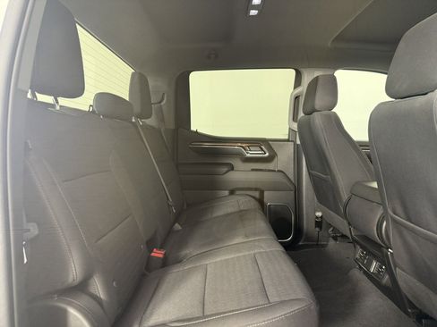 Used 2023 Chevrolet Silverado 1500 LT AWD/4WD image 13