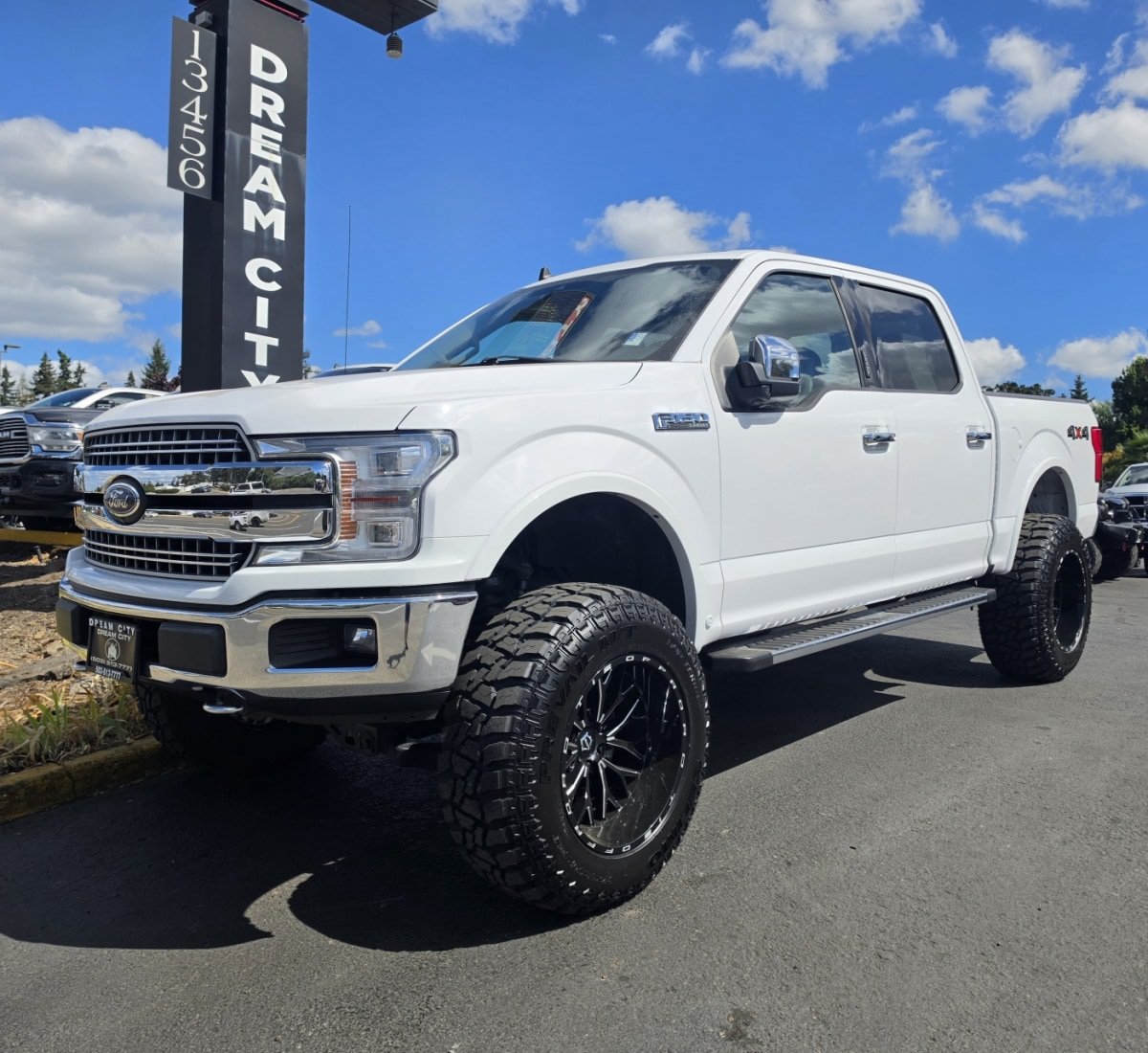 Used 2020 Ford F150 Lariat w/ Equipment Group 502A Luxury AWD/4WD image 1