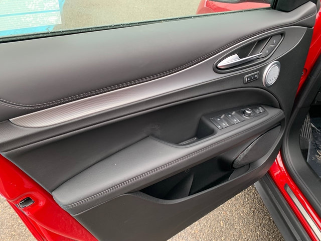 New 2026 Alfa Romeo Stelvio Sprint AWD/4WD image 16