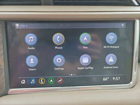 Used 2021 GMC Yukon XL Denali image 9