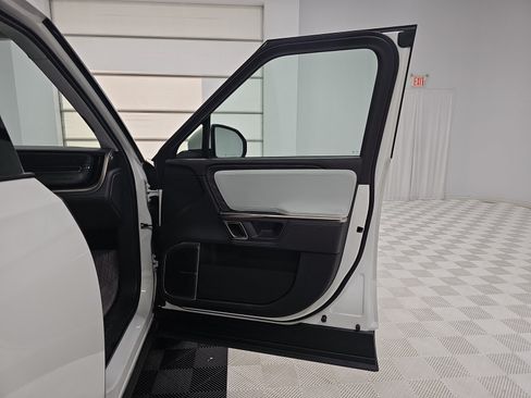 Used 2023 Rivian R1T Adventure Quad AWD/4WD image 17