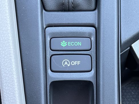 New 2025 Honda Accord SE image 8