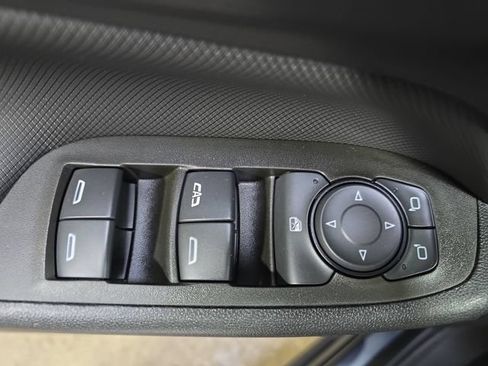 Used 2023 Chevrolet Equinox RS w/ RS Leather Package AWD/4WD image 29