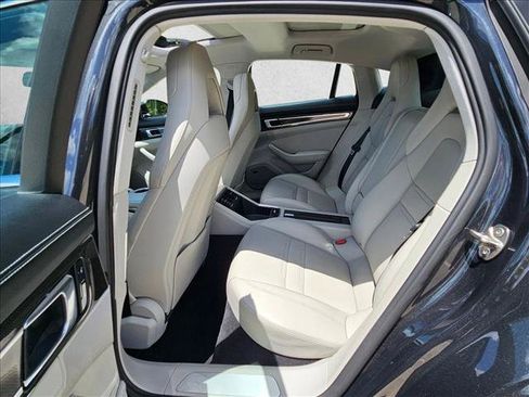 Used 2017 Porsche Panamera 4S AWD/4WD image 19